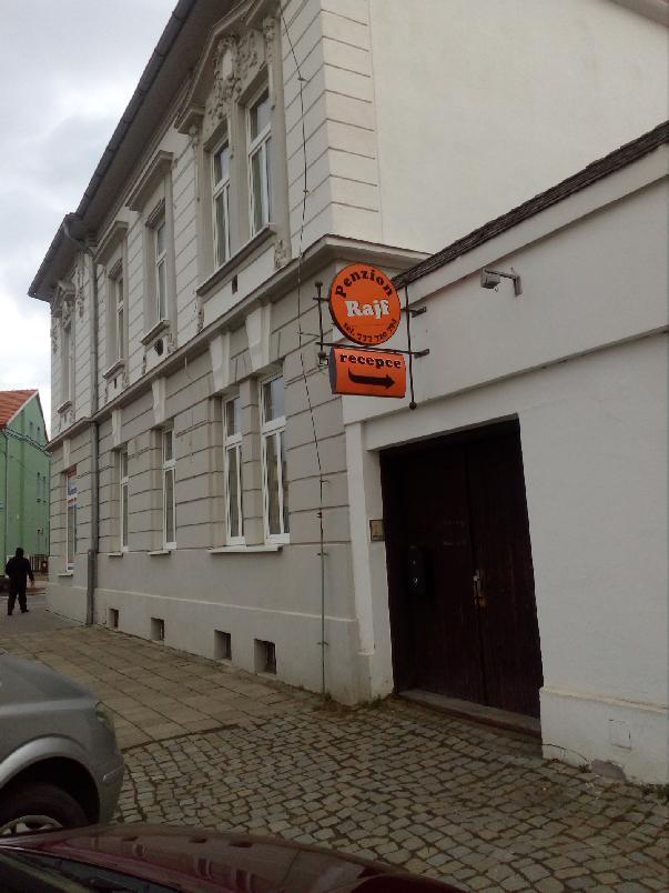 Penzion Rajf Karniów Zewnętrze zdjęcie